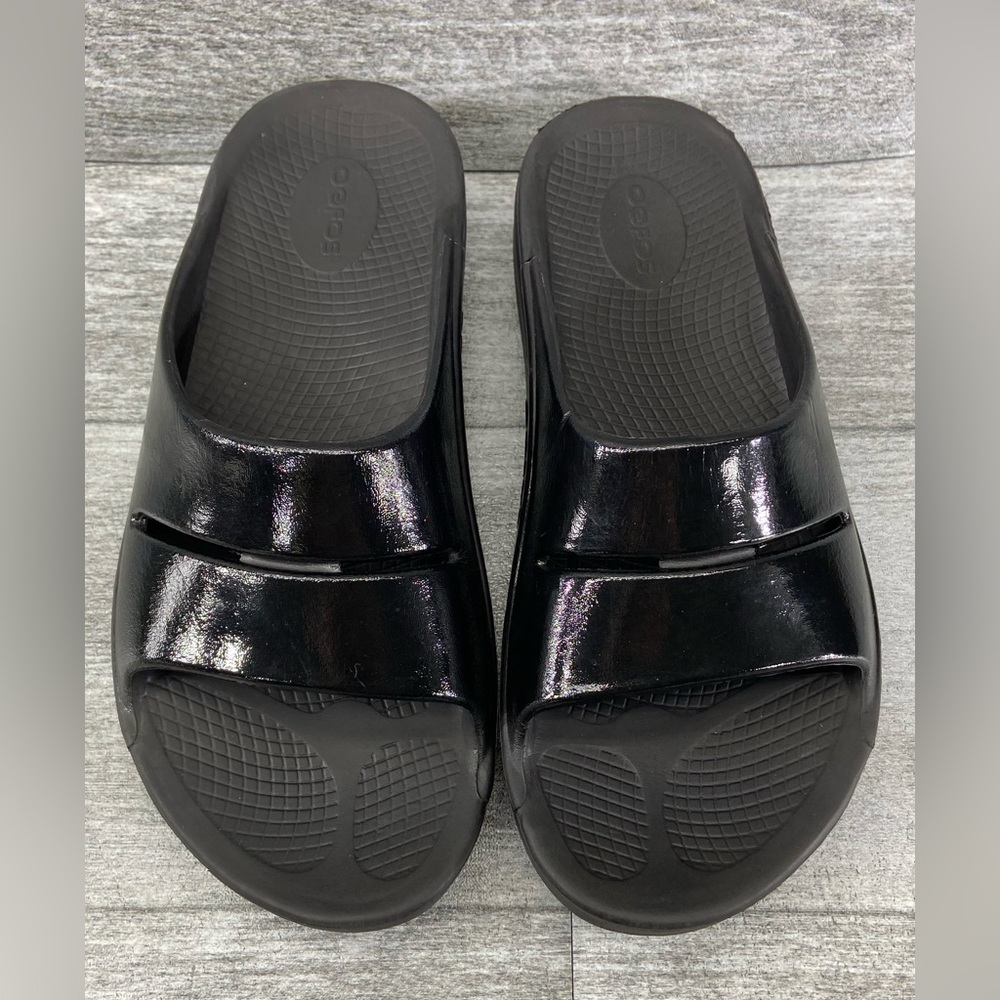 Oofos Ooahh Luxe Shiny Black Slide Recovery Sandals M… Gem
